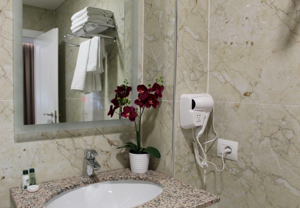 Ramel Hotel تيرانا المظهر الخارجي الصورة